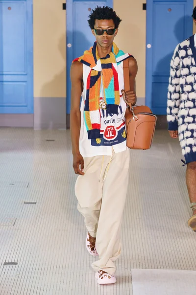 Look 39